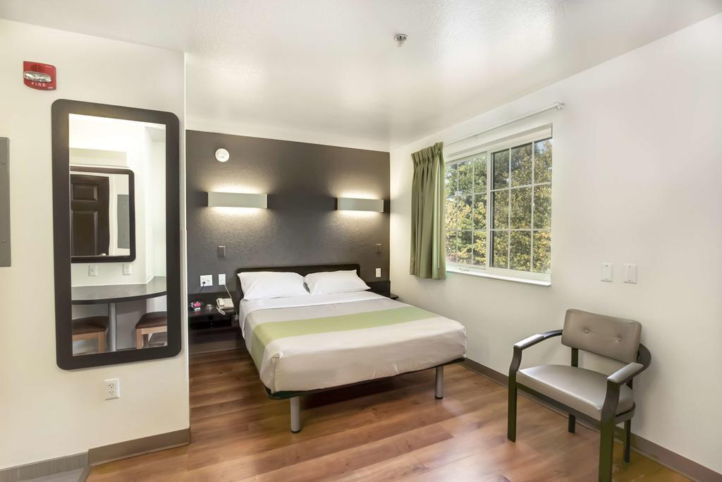 Studio 6-East Brunswick, Nj - Nyc Area Экстерьер фото
